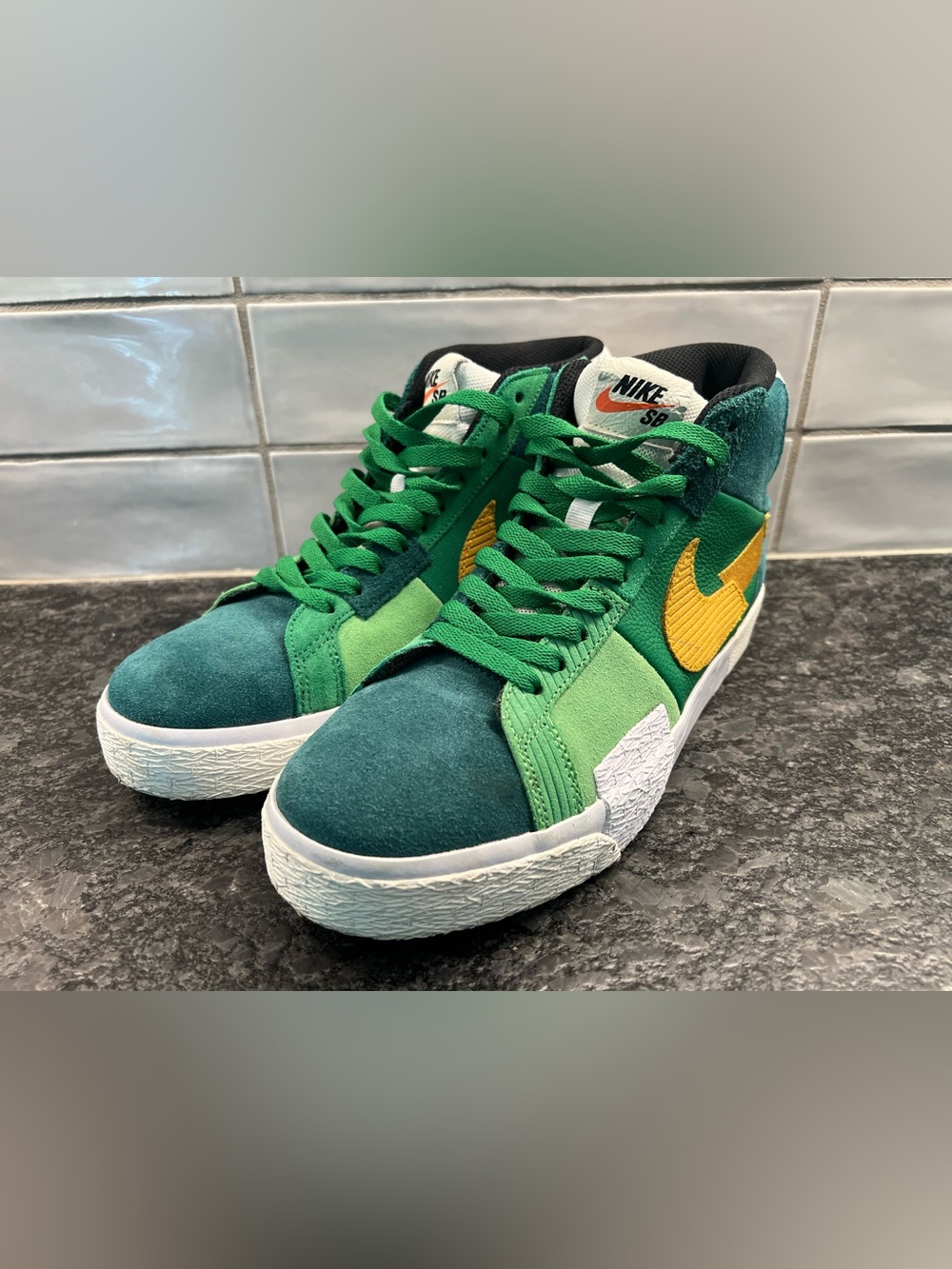 Nike SB Green and Yellow High-Top Men’s size 8.5 shoes